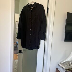 MATE the Label Black Button-Down Linen Shirt. Oversized .
